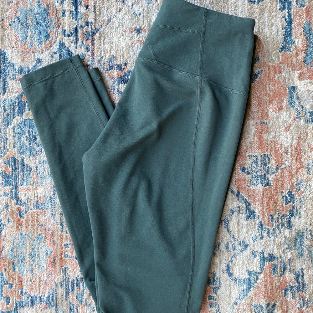 Women’s size medium Zella leggings